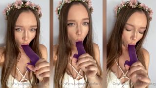 Katekuray Teen Princess Suck Deep Video Leaked